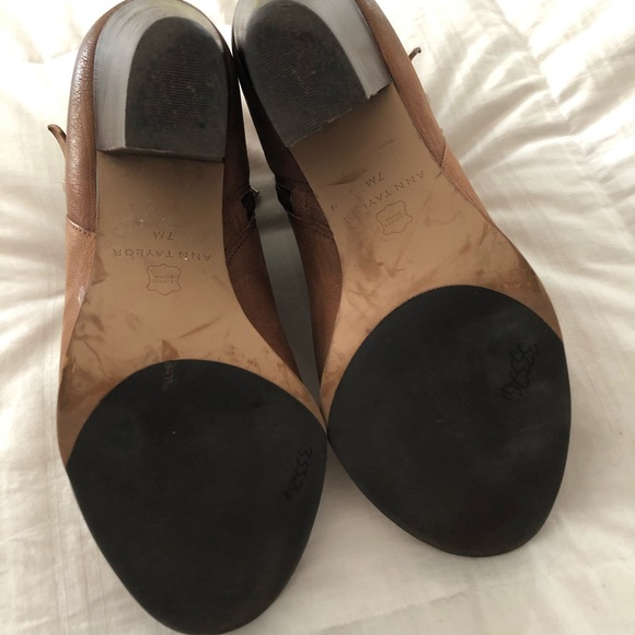 Ann Taylor Tan Booties / Ankle Boots - Picture 2 of 2